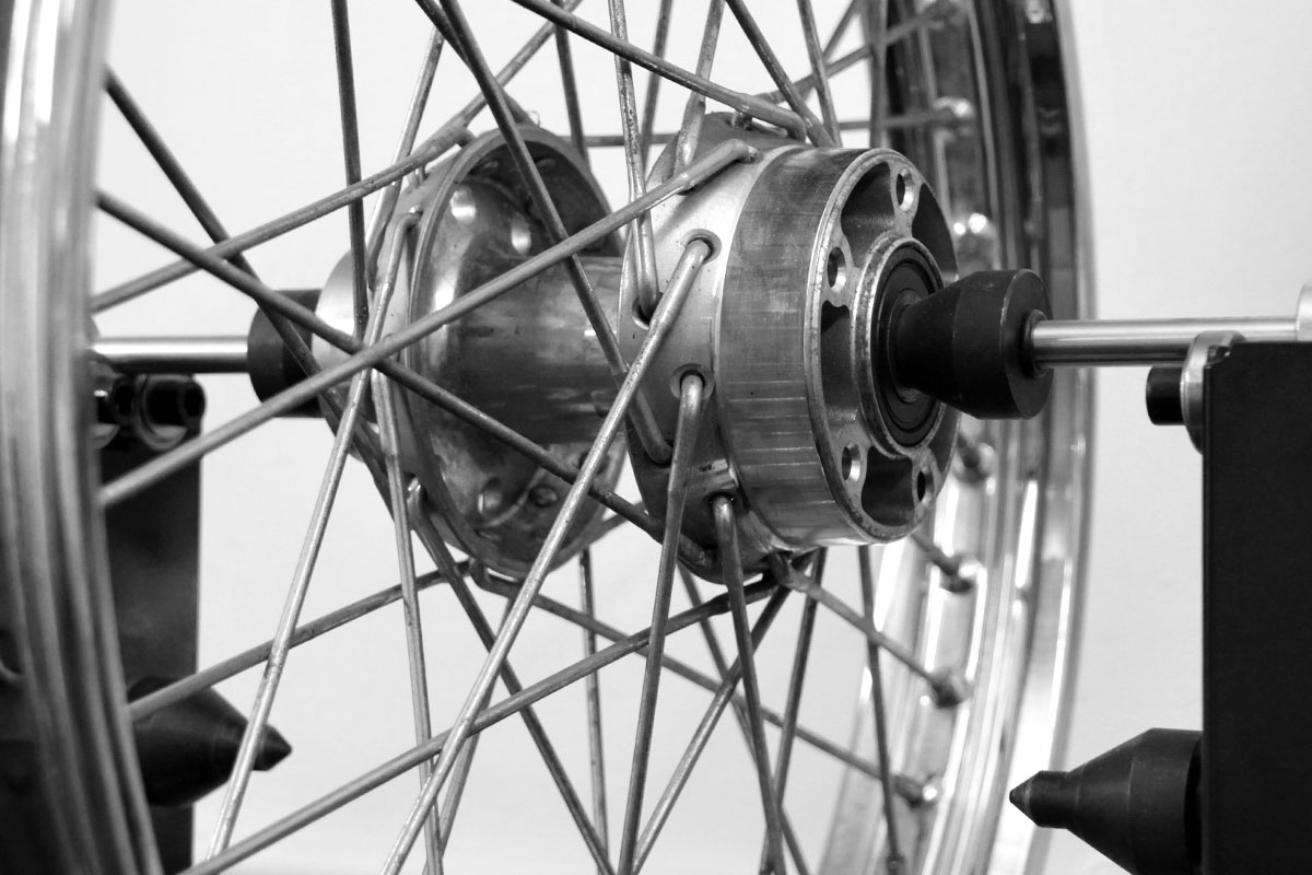 motorcycle-wheel-building-vizmoto-kent